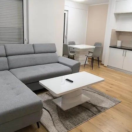 City Apartman Modrica Apartment